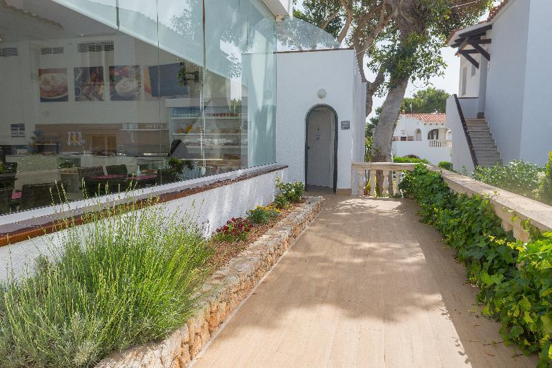 Naranjos Menorca Aparthotel S'Algar